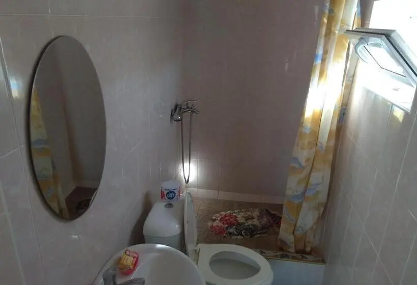 اتاق استاندارد سه نفره, Podsolnukhi Guest House
