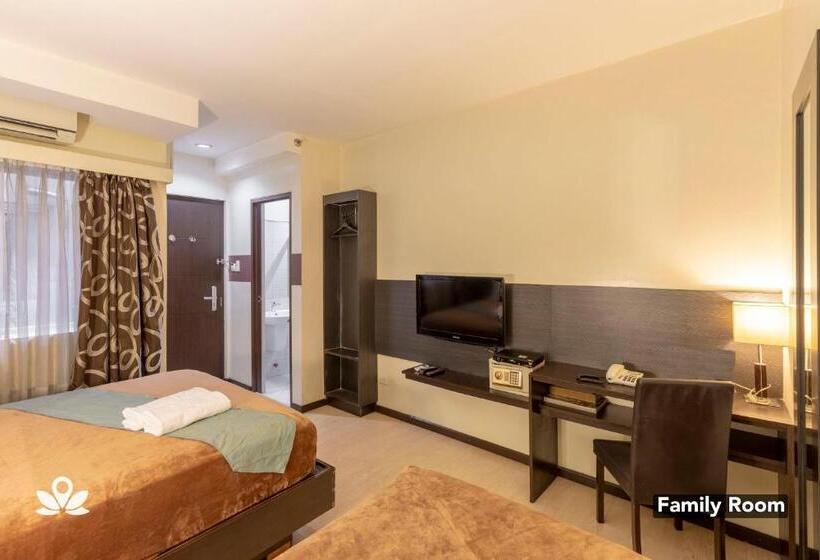 Familjerum, Lorenzzo Suites Hotel Makati