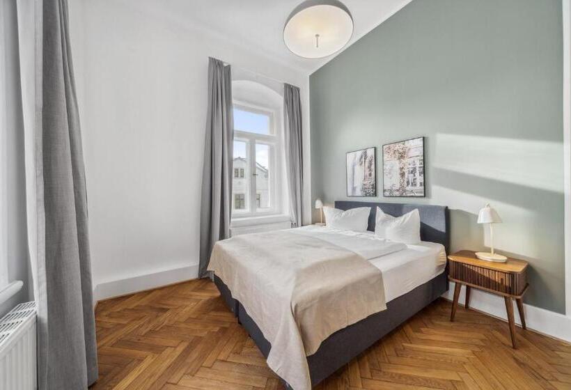 带2个卧室的套房, Limehome Dresden Antonstraße