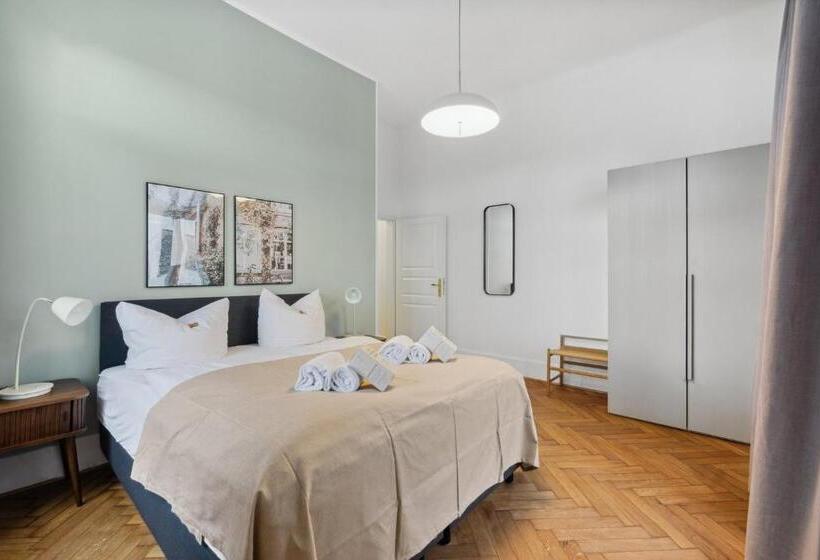 带2个卧室的套房, Limehome Dresden Antonstraße