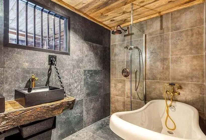 Standard-huone, Chalet Raven Co Living