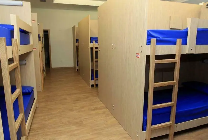 ルームシェアのワンベッド, El Albergue Del Montero