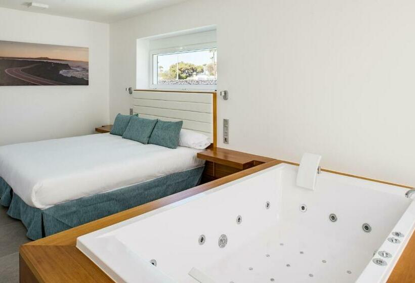 2 Bedroom Deluxe Villa with Pool, Hyde Park Lane Villas