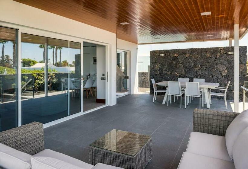 2 Bedroom Deluxe Villa with Pool, Hyde Park Lane Villas