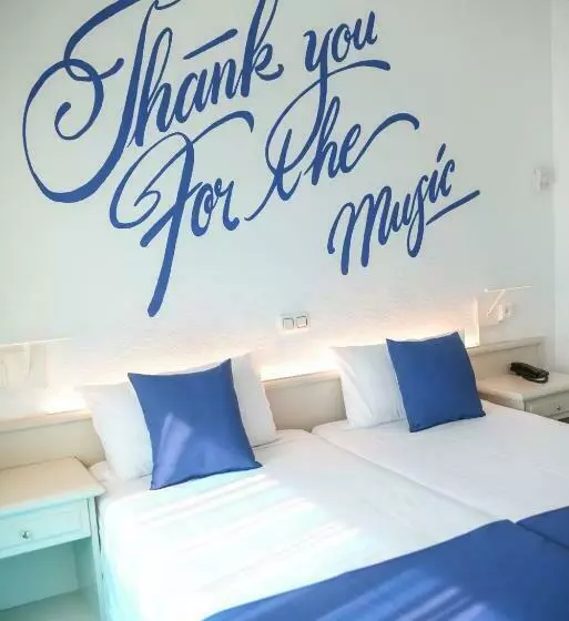 اتاق لوکس یک تخته, Lloret Vibe Affiliated by FERGUS