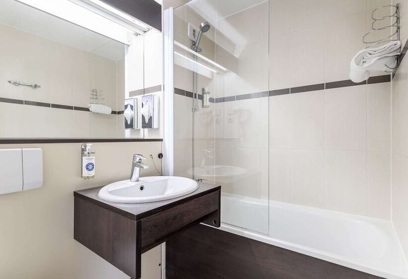 스탠다드 트리플 룸, Comfort Hotel Orleans Saran