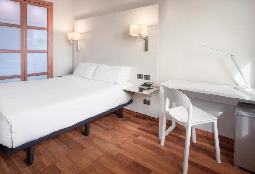 اتاق استاندارد, B&b Hotel Granada Estación