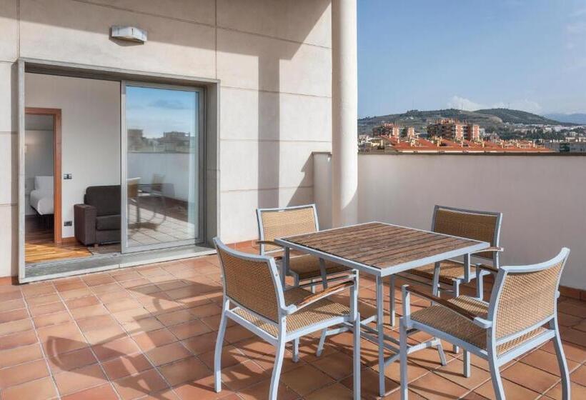سوییت جونیور, B&b Hotel Granada Estación