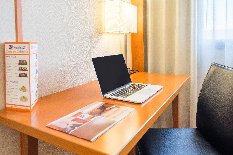 اتاق استاندارد, B&b Hotel Granada Estación