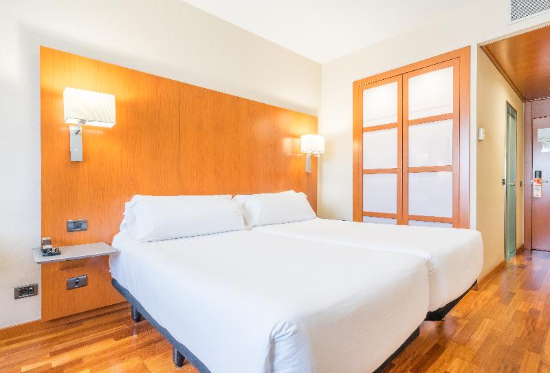 اتاق استاندارد, B&b Hotel Granada Estación