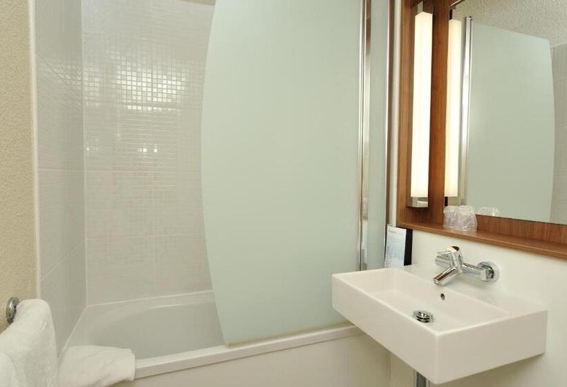 Номер Стандарт, Campanile Hotel Beauvais