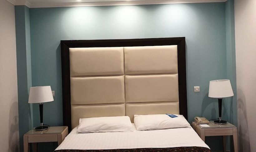 اتاق اجرایی یک تخته, Castelli Hotel Nicosia
