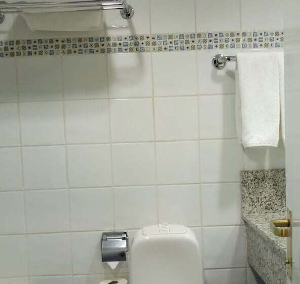 اتاق سوپریور یک تخته, Castelli Hotel Nicosia