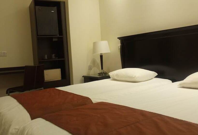 اتاق سوپریور یک تخته, Castelli Hotel Nicosia