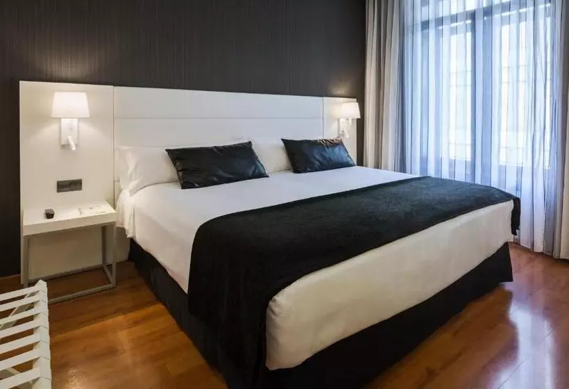 اتاق استاندارد, Catalonia Plaza Mayor Salamanca