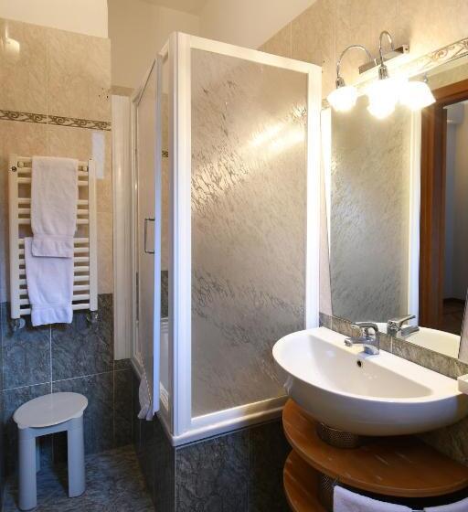 Quarto standard, Cavour