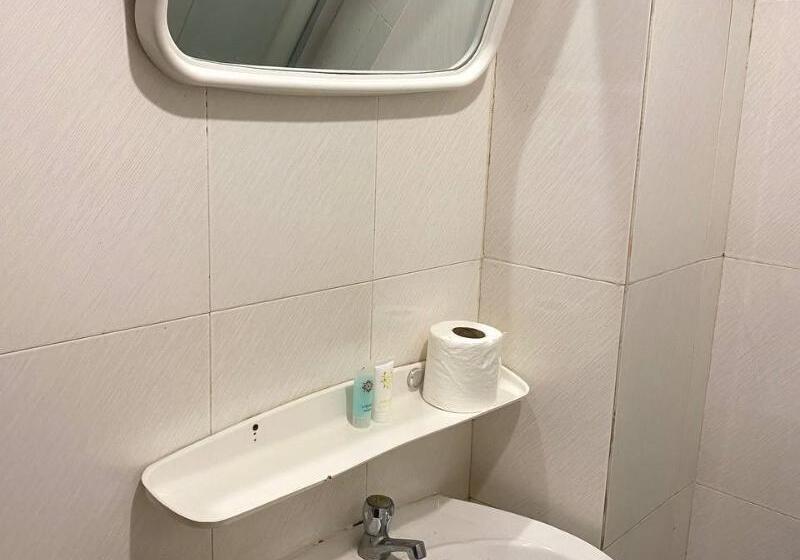 Четырехместный Номер Стандарт, Cavour