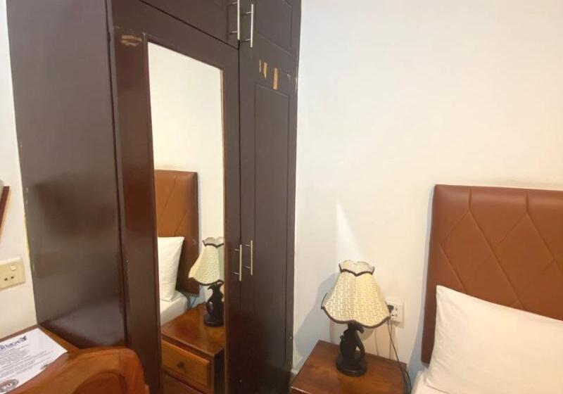 Четырехместный Номер Стандарт, Cavour