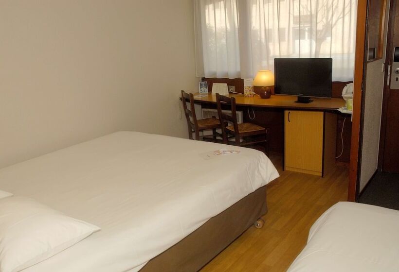 ダブルベッドスタンダードルーム, Kyriad Direct Marseille Est  La Valentine