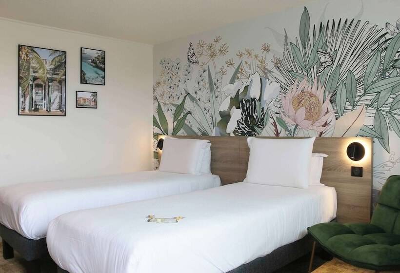 Номер Стандарт, Kyriad Aéroport Marseille