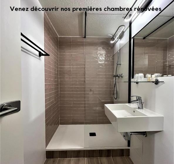 Номер Стандарт, Kyriad Aéroport Marseille