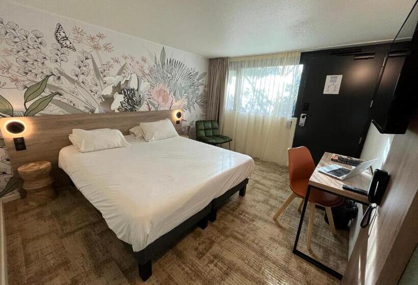 Номер Стандарт, Kyriad Aéroport Marseille