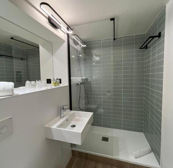 Номер Стандарт, Kyriad Aéroport Marseille