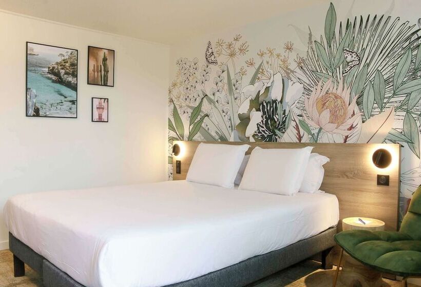 Номер Стандарт, Kyriad Aéroport Marseille