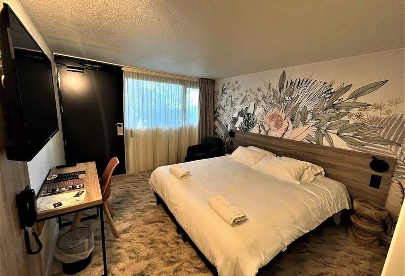 Номер Стандарт, Kyriad Aéroport Marseille