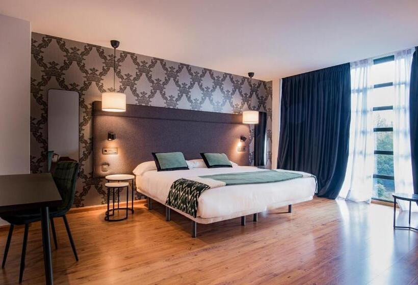 ジュニアスイート, Mirador De La Cepada