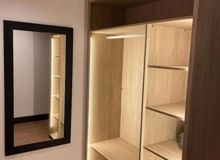 سوییت لوکس, Mirador De La Cepada