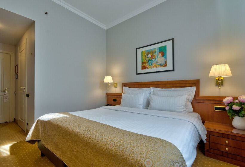 اتاق استاندارد, My City