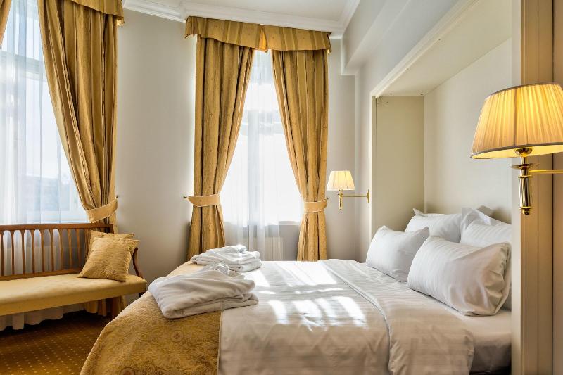 اتاق سوپریور, My City