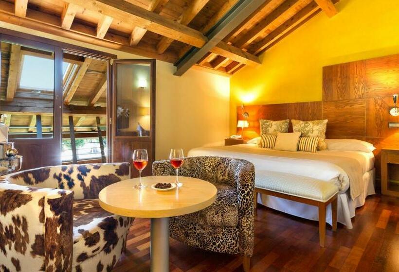 スタンダードルーム, Izan Puerta de Gredos