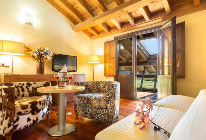 スタンダードルーム, Izan Puerta de Gredos