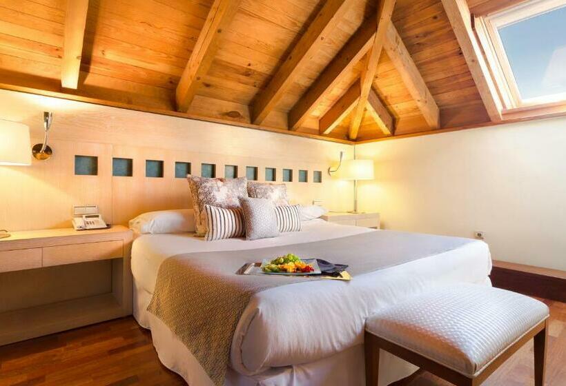 スイート, Izan Puerta de Gredos