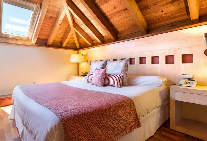 スイート, Izan Puerta de Gredos