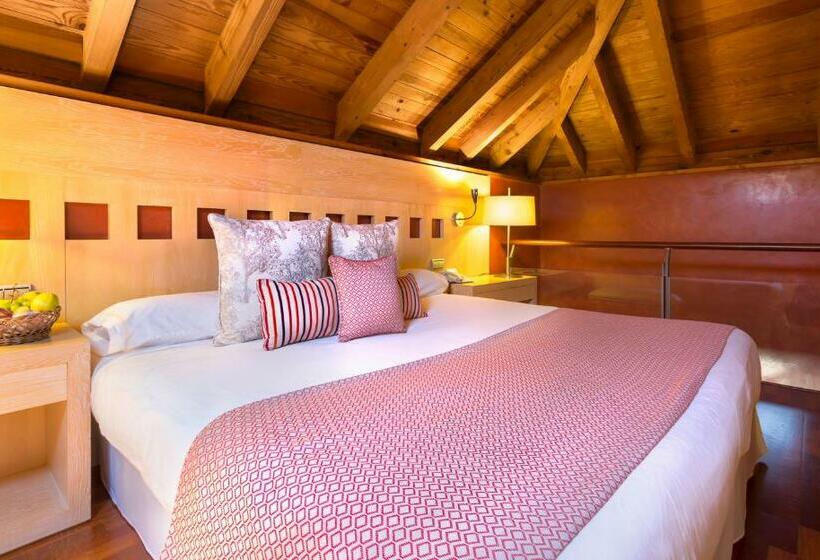 スイート, Izan Puerta de Gredos