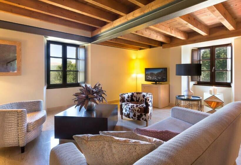 スイート, Izan Puerta de Gredos