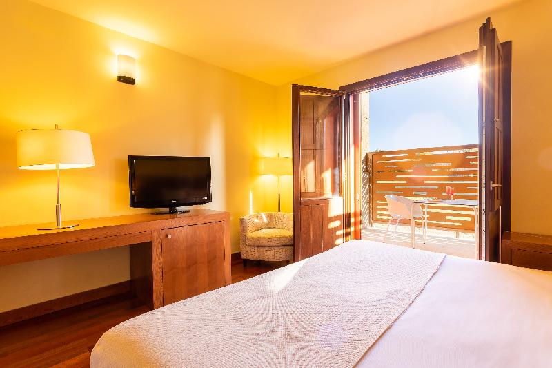 スタンダードトリプルルーム, Izan Puerta de Gredos