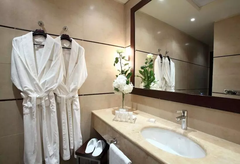 バルコニー付きデラックスルーム, Starhotels Ritz