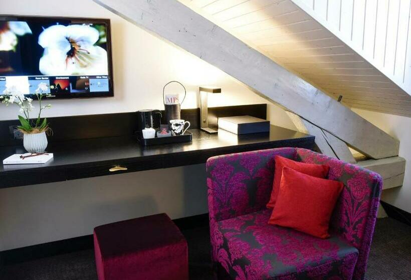 اتاق استاندارد یک نفره, Tiffany