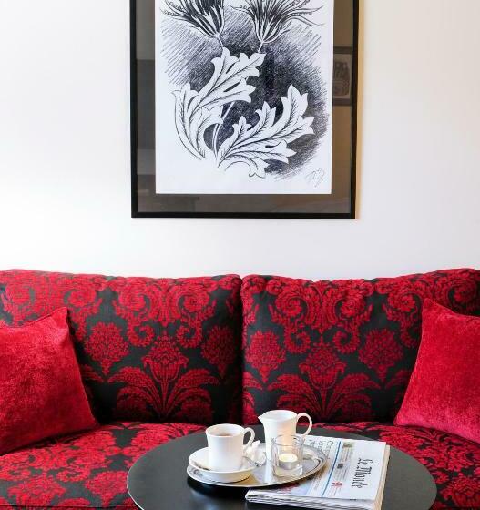 سوییت جونیور, Tiffany