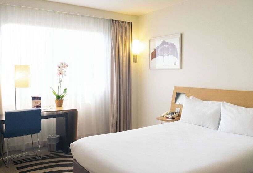اتاق کلاسیک, Novotel Paris Centre Tour Eiffel