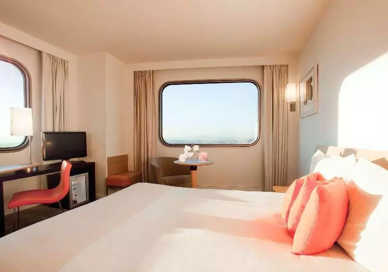 スーペリアールーム, Novotel Paris Centre Tour Eiffel