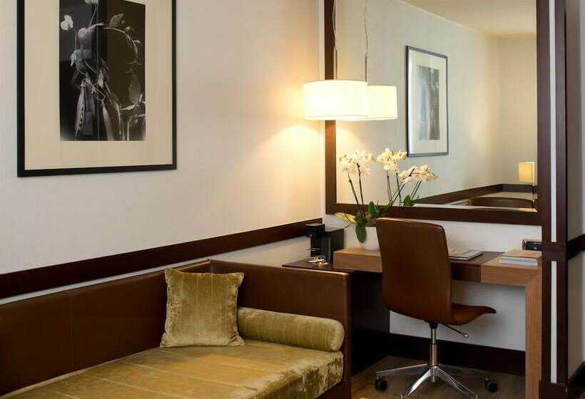 سوییت جونیور, Starhotels Ritz