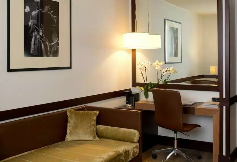 ジュニアスイート, Starhotels Ritz