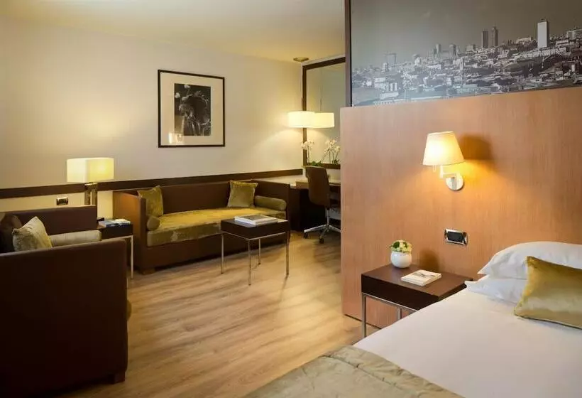 ジュニアスイート, Starhotels Ritz