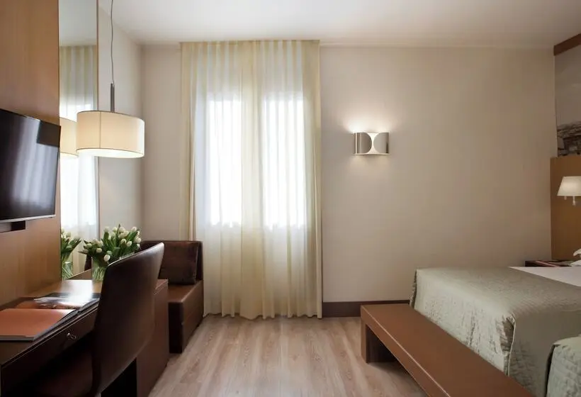 デラックスルーム, Starhotels Ritz