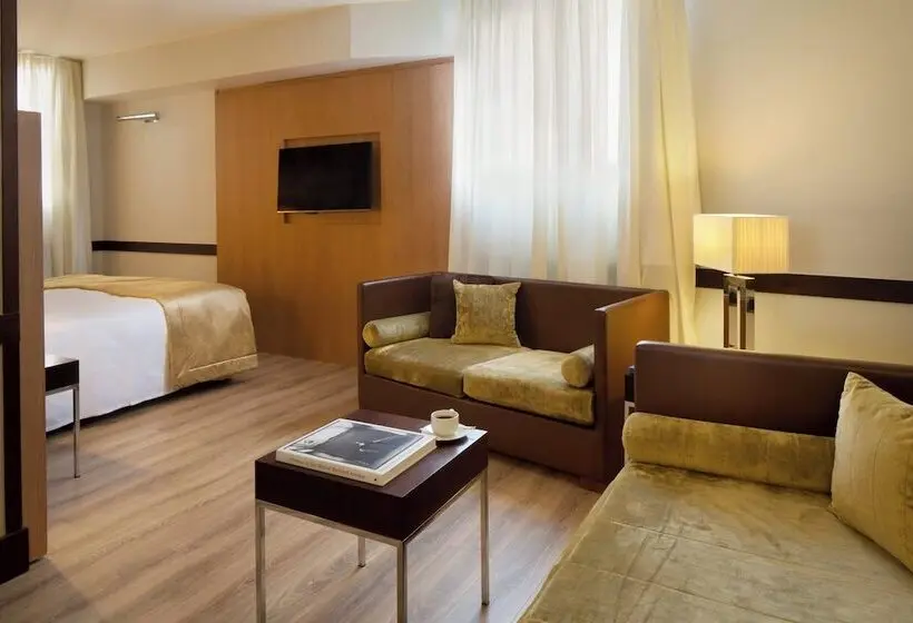 ジュニアスイート, Starhotels Ritz